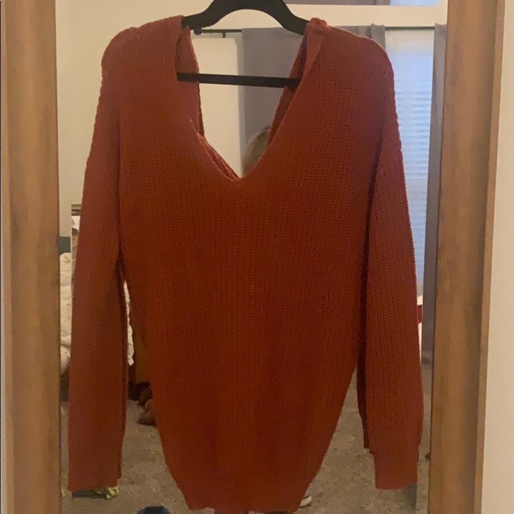 Knotted back slouchy sweater